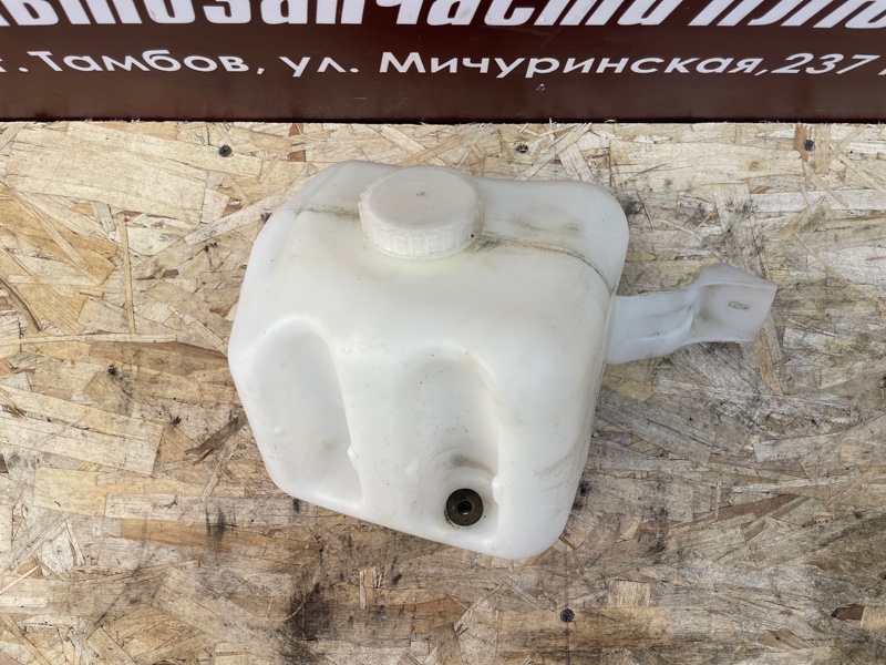 Бачок омывателя - фото 4