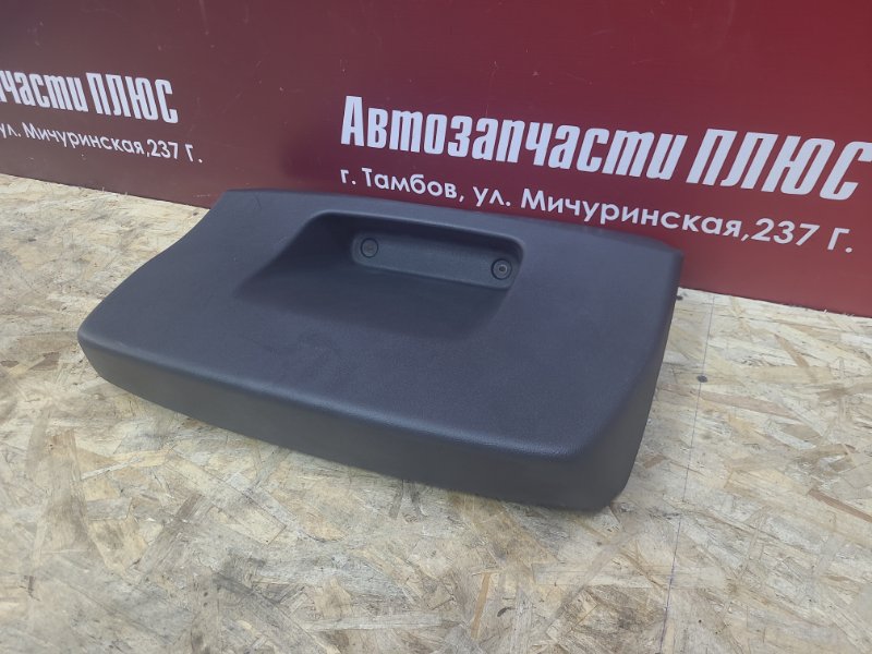 Обшивка двери багажника - фото 2