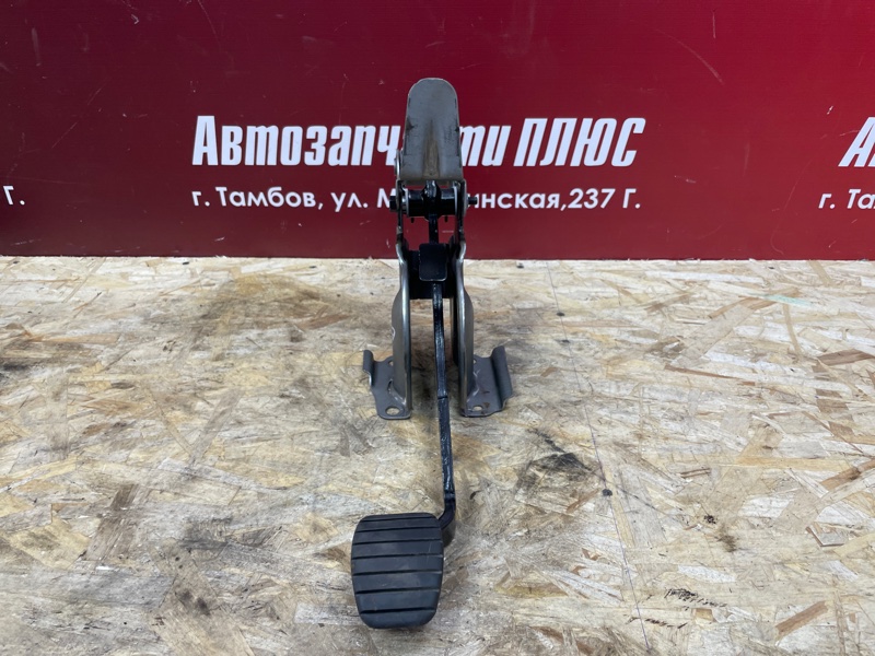 Педаль тормоза - фото 3