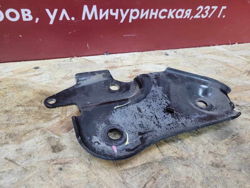 Кронштейн подрамника - фото 5