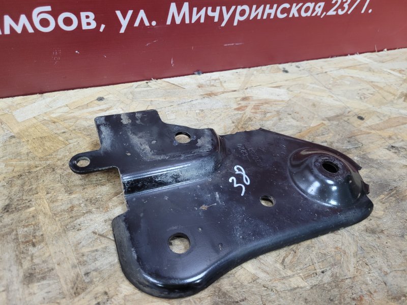 Кронштейн подрамника - фото 2