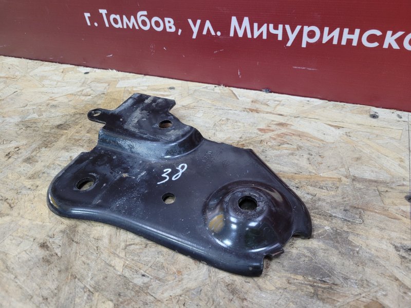 Кронштейн подрамника - фото 3