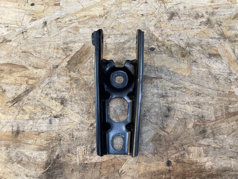 Кронштейн опоры двигателя - фото 5