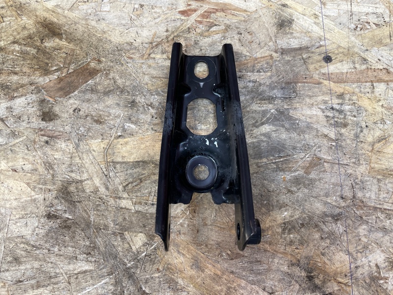 Кронштейн опоры двигателя - фото 5
