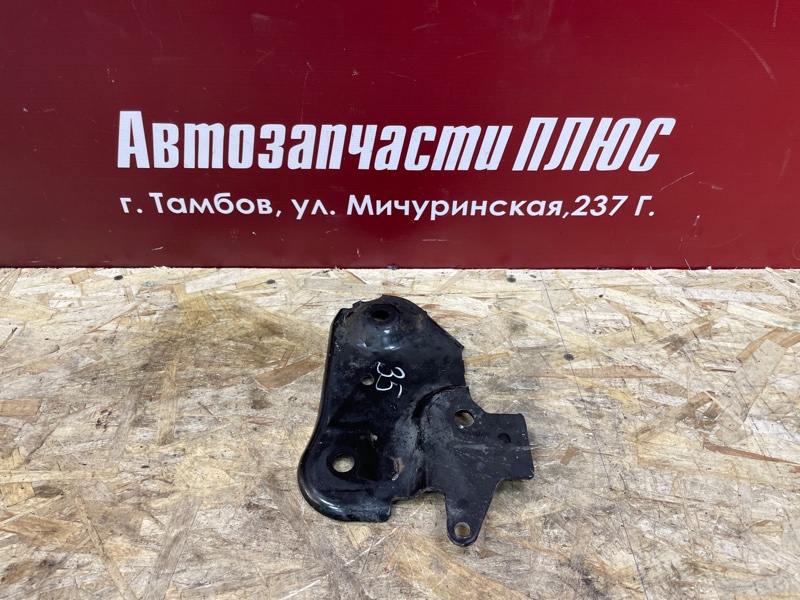 Кронштейн подрамника - фото 1