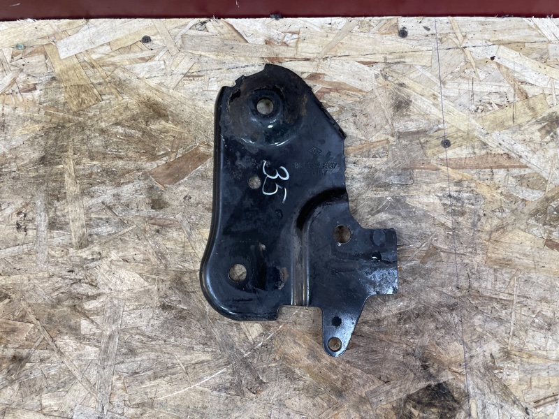 Кронштейн подрамника - фото 2