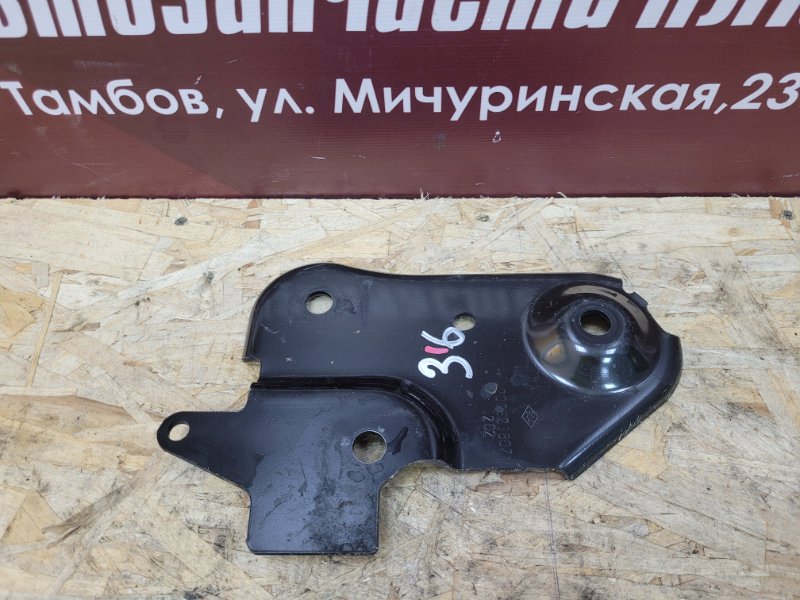 Кронштейн подрамника - фото 1