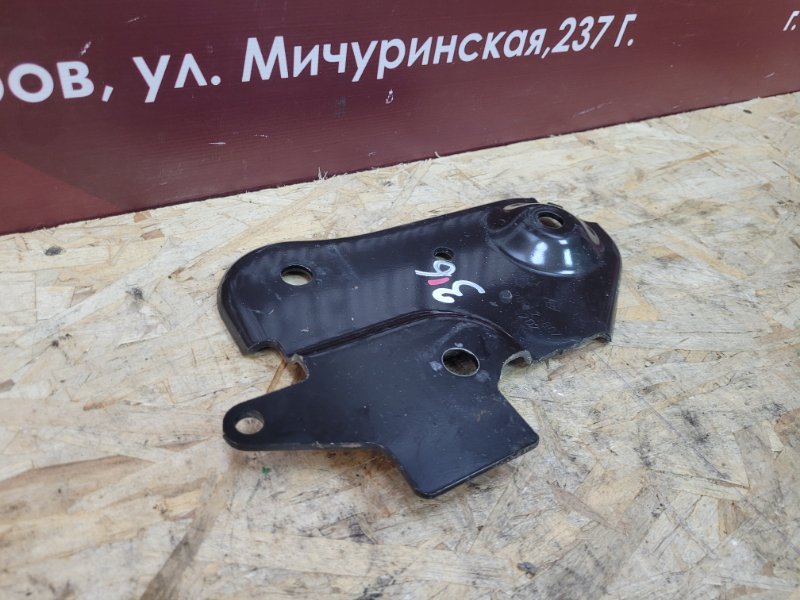 Кронштейн подрамника - фото 2