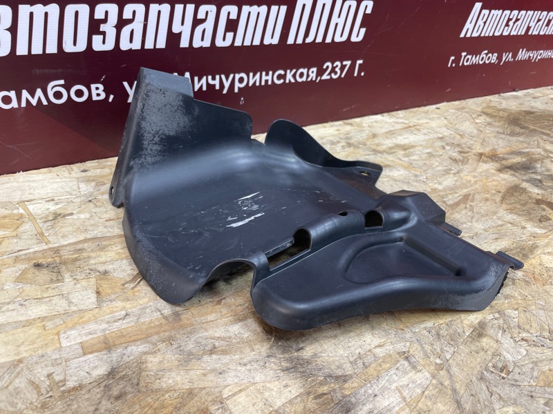 Пыльник двигателя - фото 4