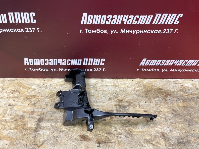 Кронштейн бампера - фото 1