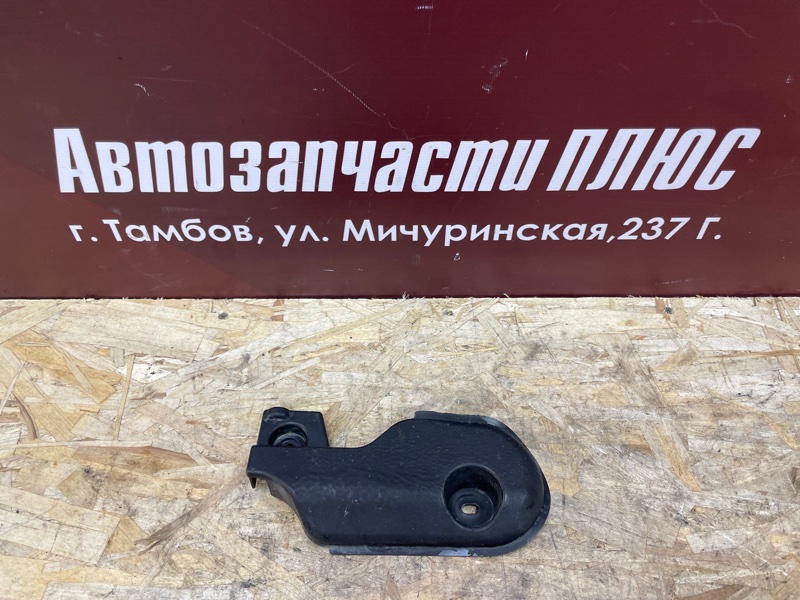 Защита датчика ABS - фото 1