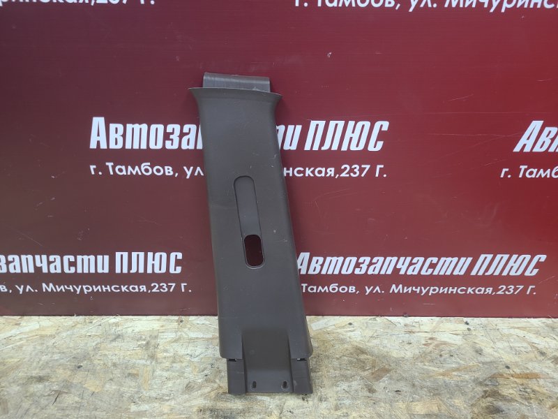 Обшивка средней стойки - фото 1