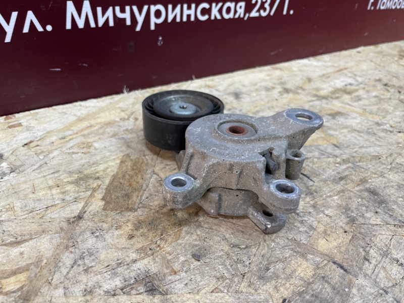 Натяжитель ремня - фото 4