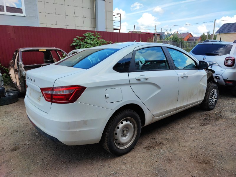 Кузов на запчасти - фото 1