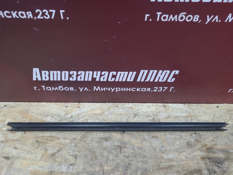 Уплотнитель стекла двери внутренний - фото 1