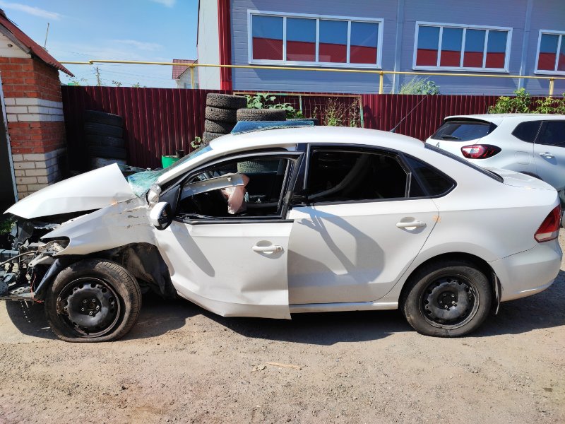 Кузов на запчасти - фото 6