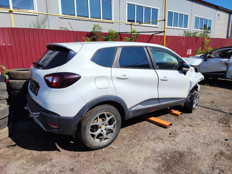 Кузов на запчасти - фото 2