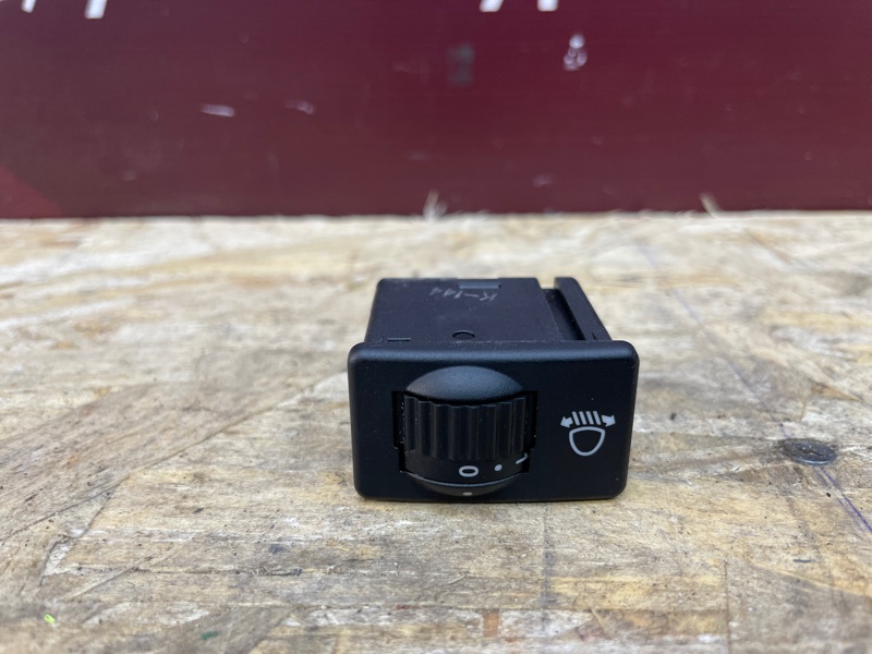 Кнопка корректора фар - фото 2