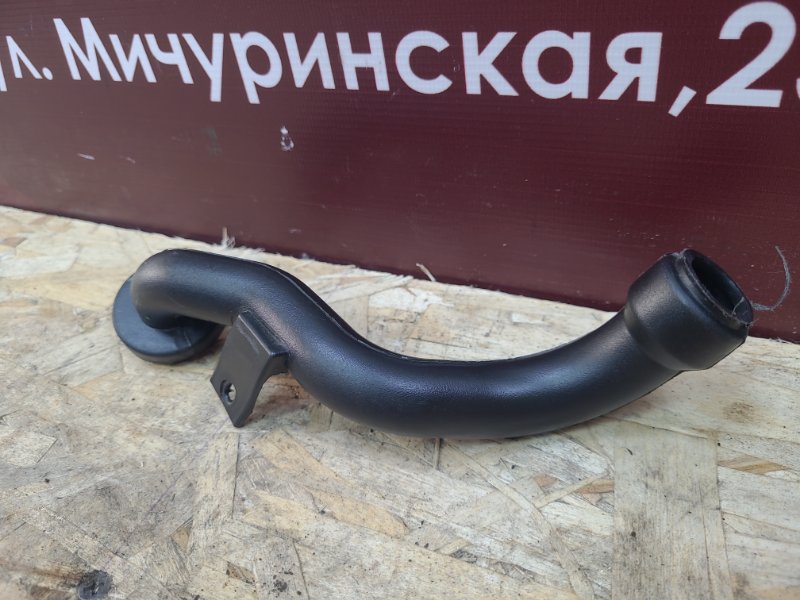 Воздухопровод охлаждения вещевого ящика - фото 3