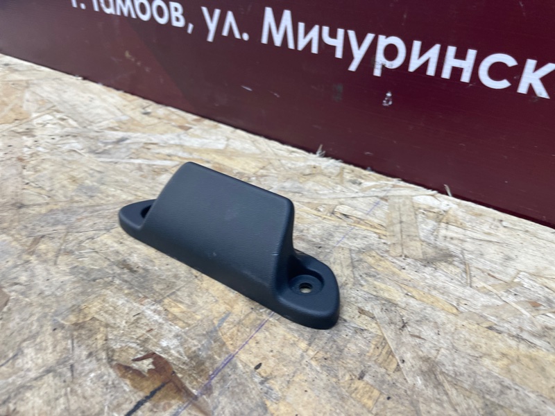 Ручка открывания багажника - фото 2