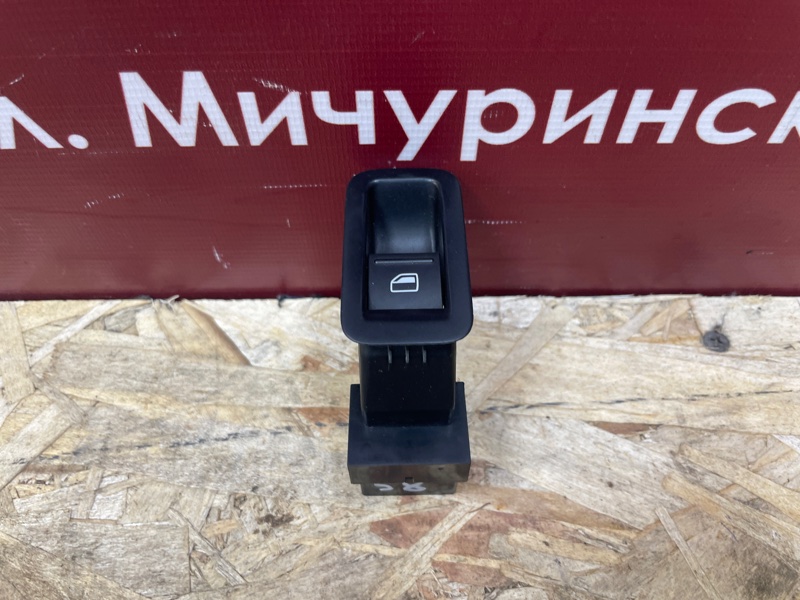 Кнопка стеклоподъемника - фото 2