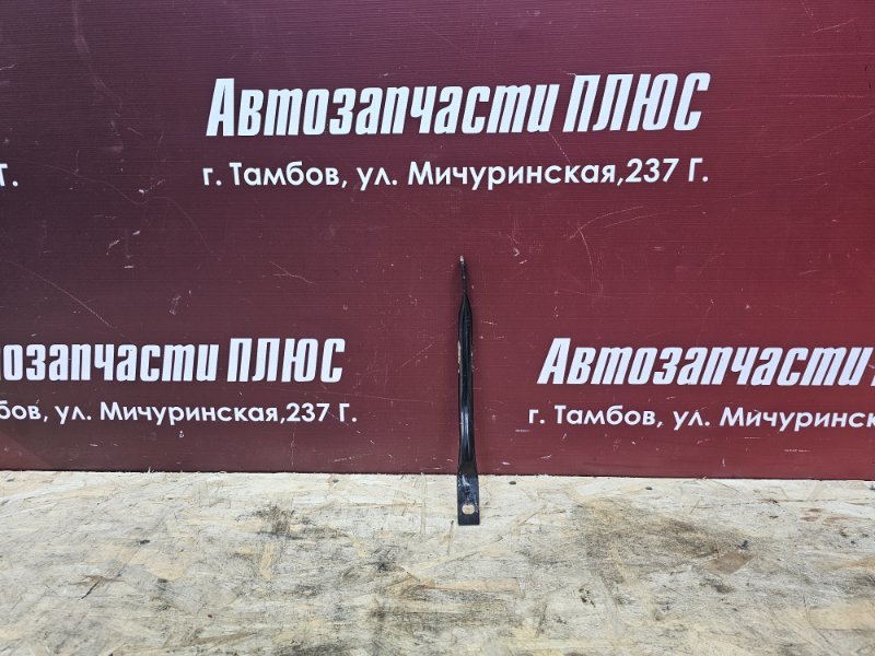 Кронштейн подрамника - фото 1