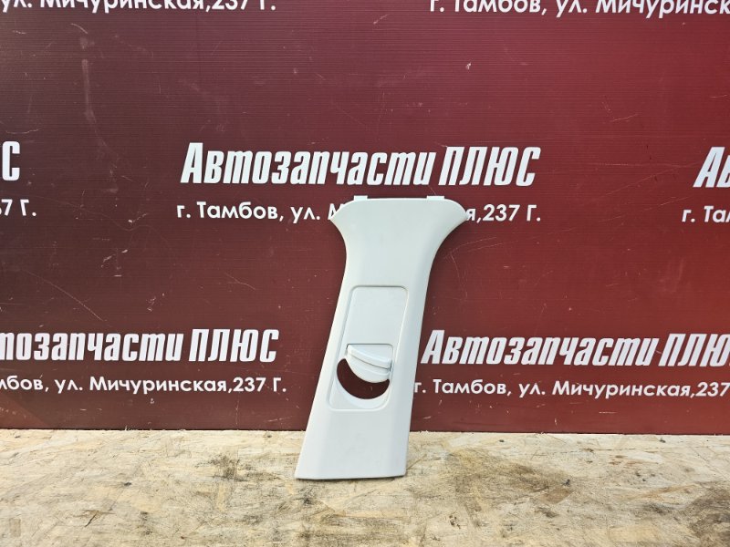 Обшивка средней стойки - фото 1