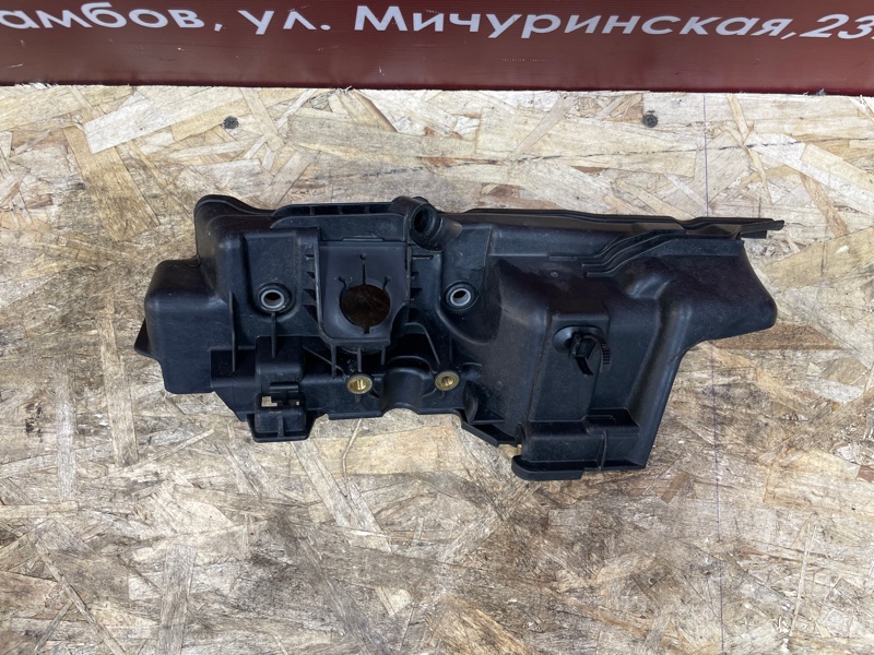 Крышка двигателя - фото 2