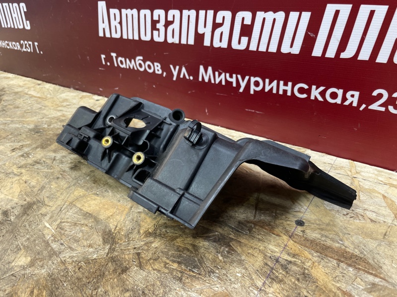 Крышка двигателя - фото 3