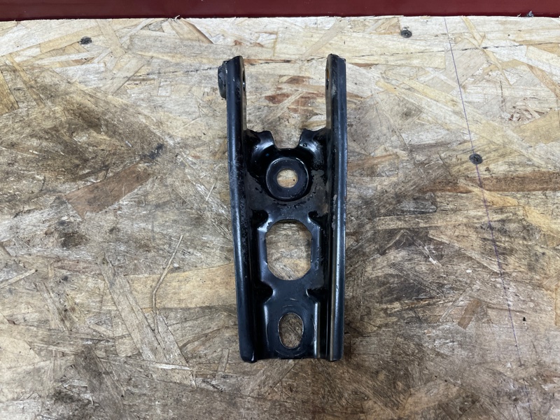 Кронштейн опоры двигателя - фото 6