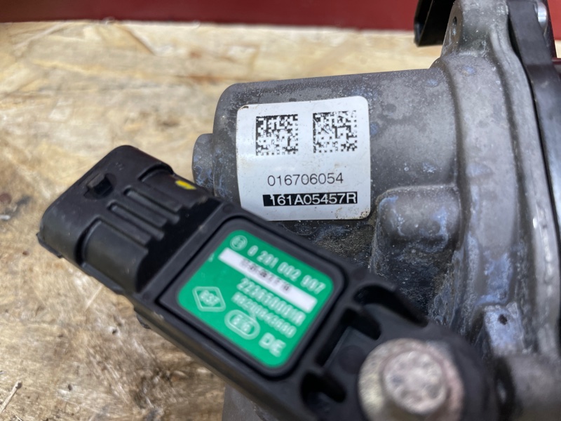 Дроссельная заслонка - фото 5