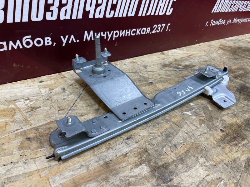 Стеклоподъемник    двери - фото 4