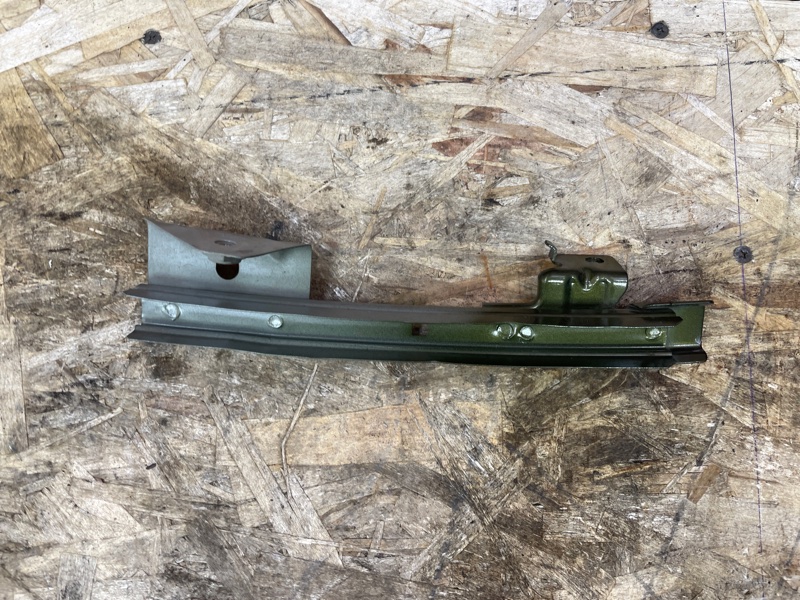 Направляющая стекла     двери - фото 2