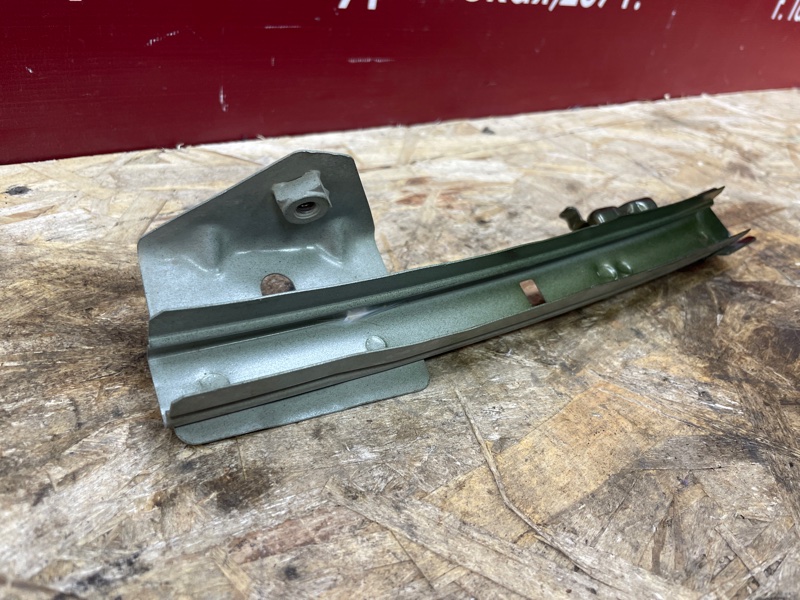 Направляющая стекла     двери - фото 4