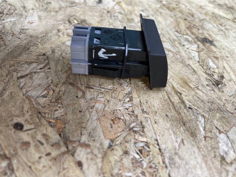 Кнопка центрального замка - фото 7