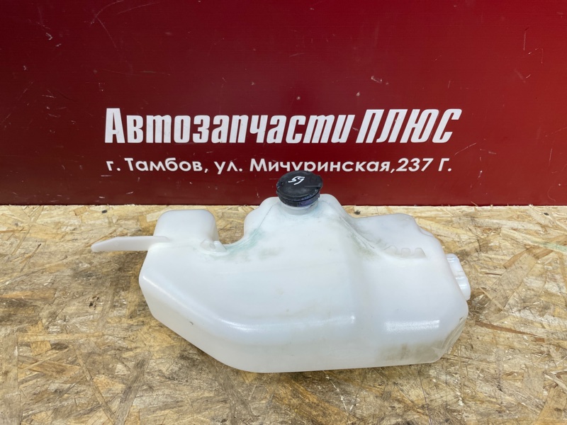 Бачок омывателя - фото 1