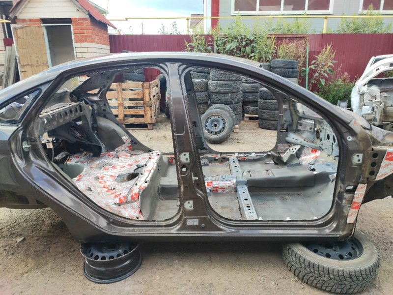 Боковина кузова - фото 1