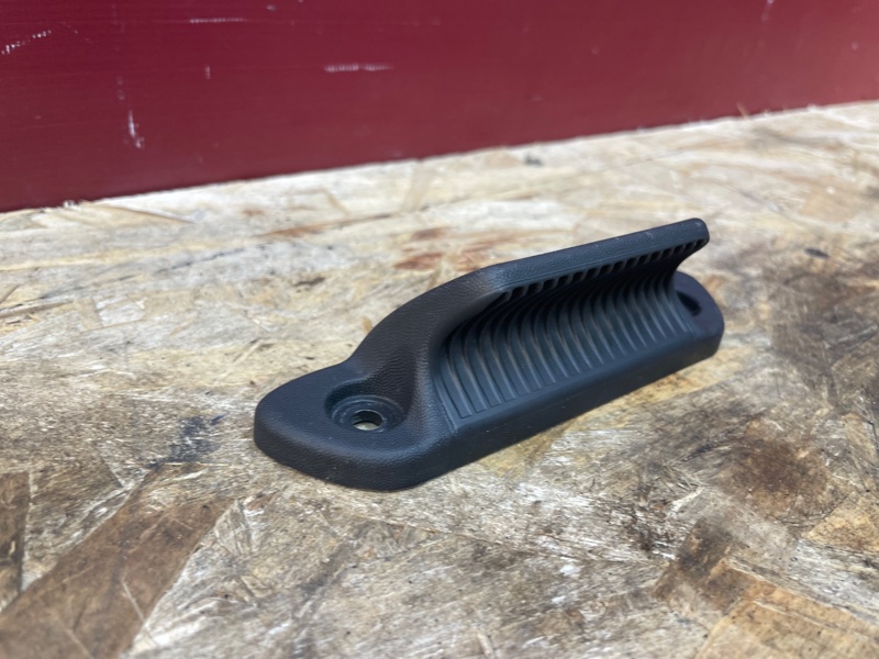 Ручка открывания багажника - фото 4