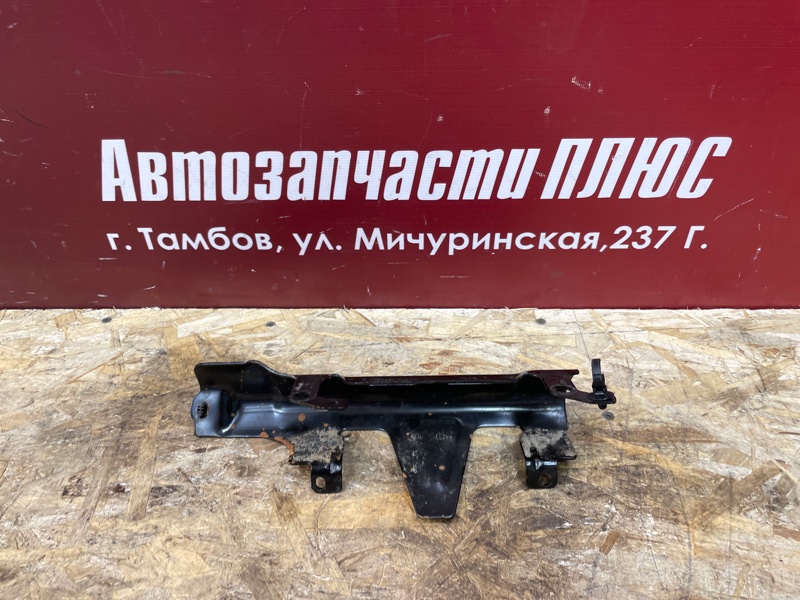 Кронштейн - фото 1