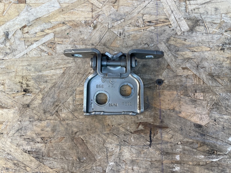 Петля двери - фото 2