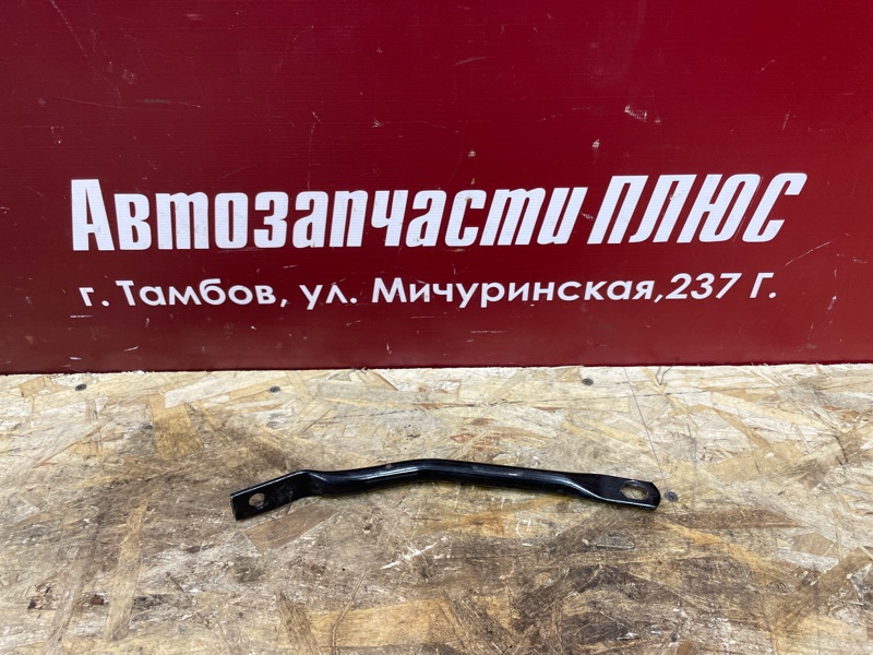 Кронштейн подрамника - фото 1