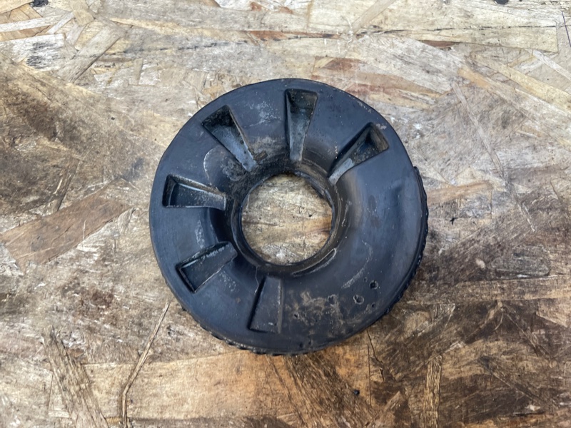 Верхняя опора    пружины - фото 5