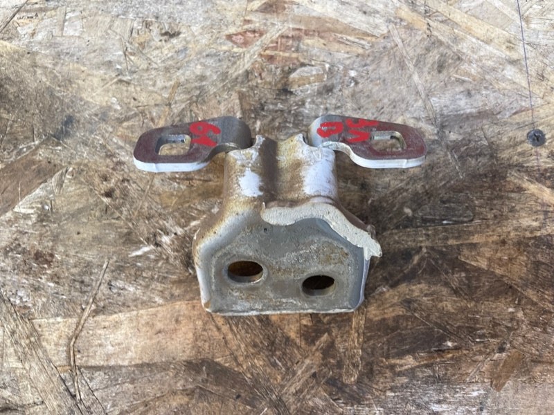 Петля двери - фото 5