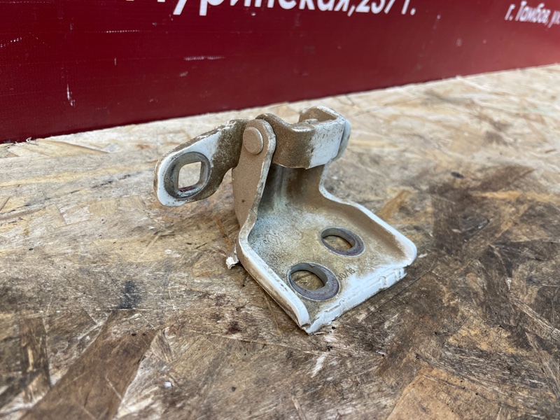 Петля двери - фото 4