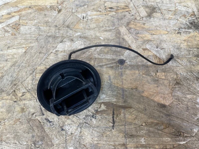 Крышка топливного бака - фото 5