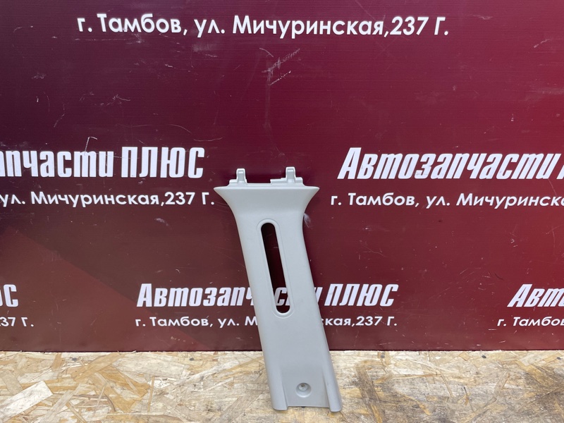 Обшивка средней стойки - фото 1