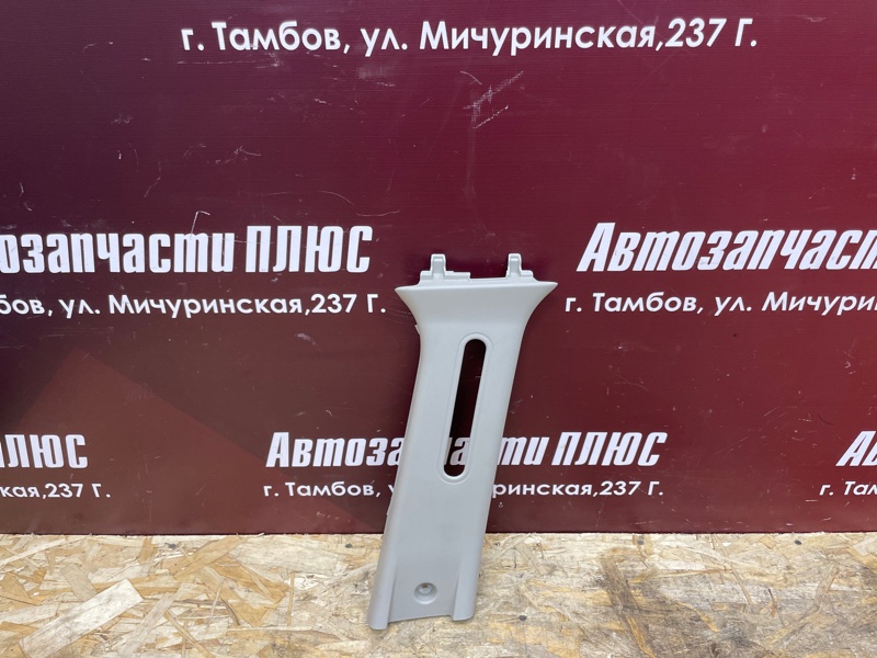 Обшивка средней стойки - фото 1