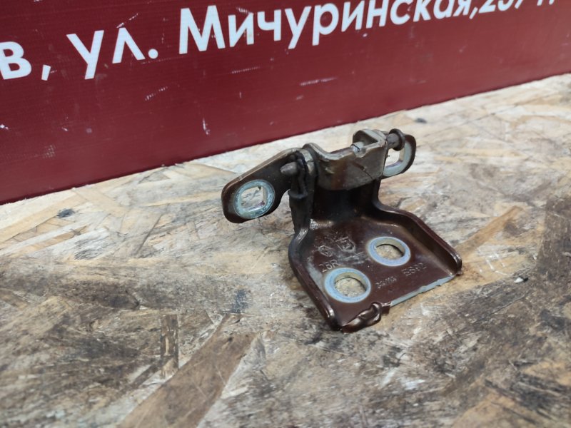 Петля двери - фото 4