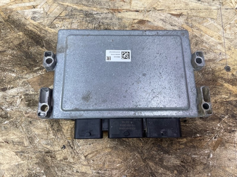 Блок управления двигателем - фото 6