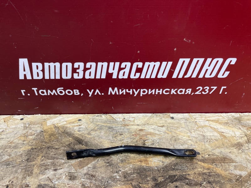 Кронштейн подрамника - фото 1